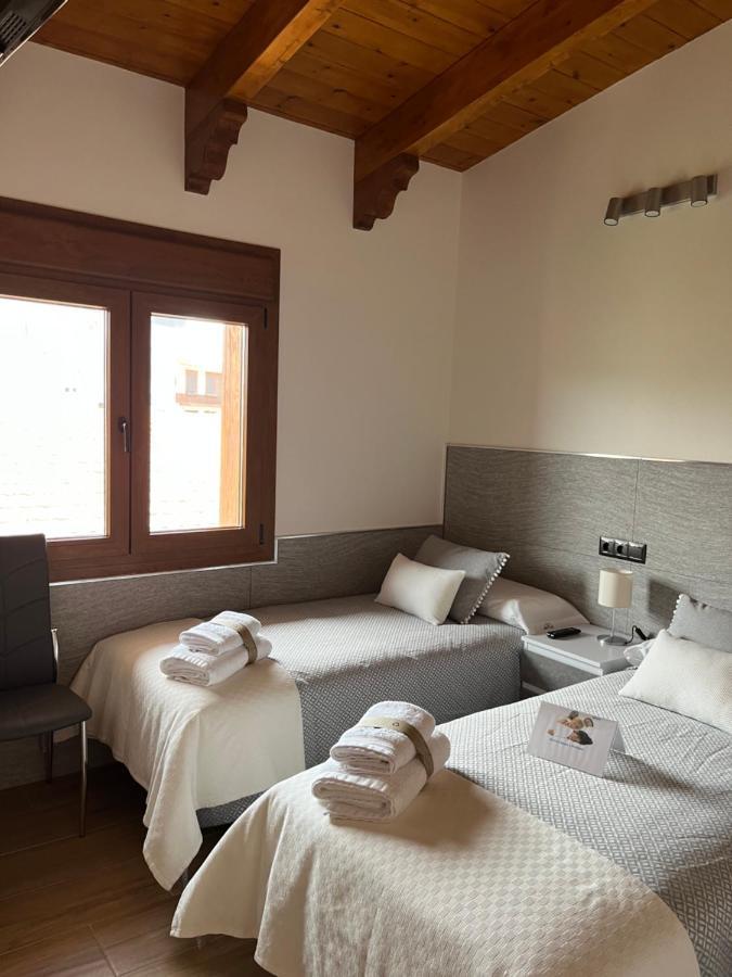 El Mirador De Gredos 3 Apartman Navaluenga Kültér fotó